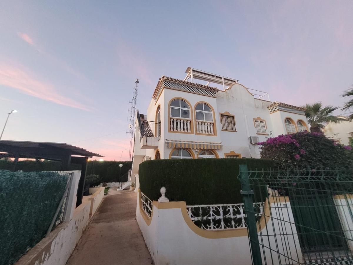Villa Susana Torrevieja Ngoại thất bức ảnh